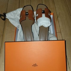 Authentis Hermes Oran Sandals